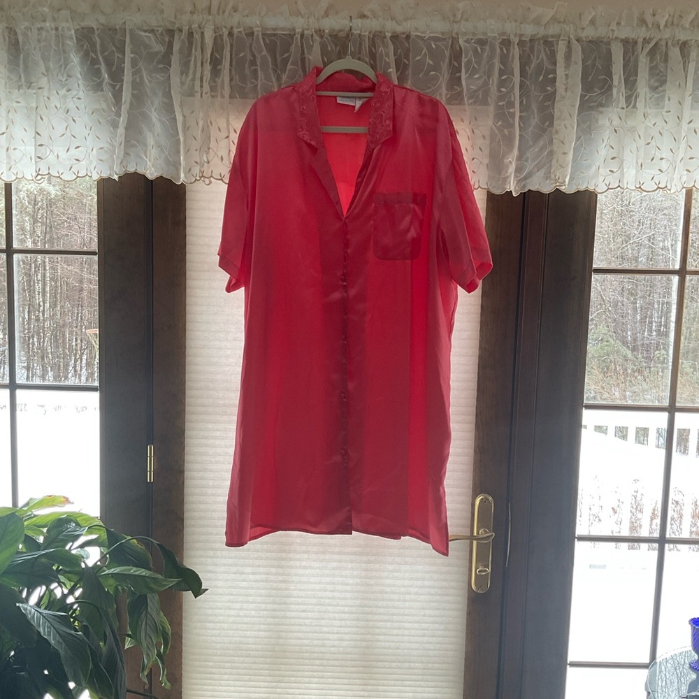 Secret Treasures Coral Pajama Top